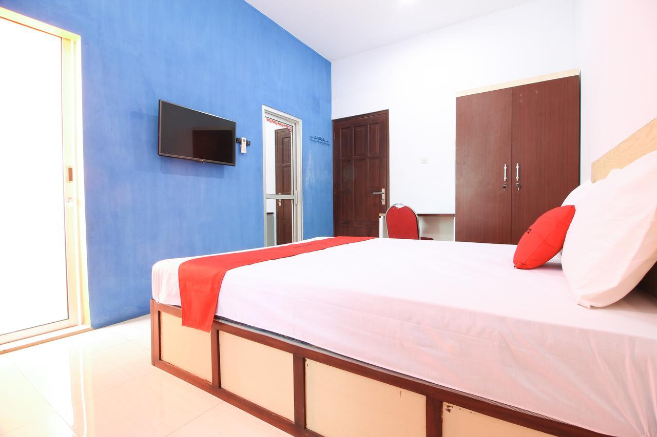 Reddoorz Plus Near Lippo Plaza Jogjakarta Yogyakarta Buitenkant foto