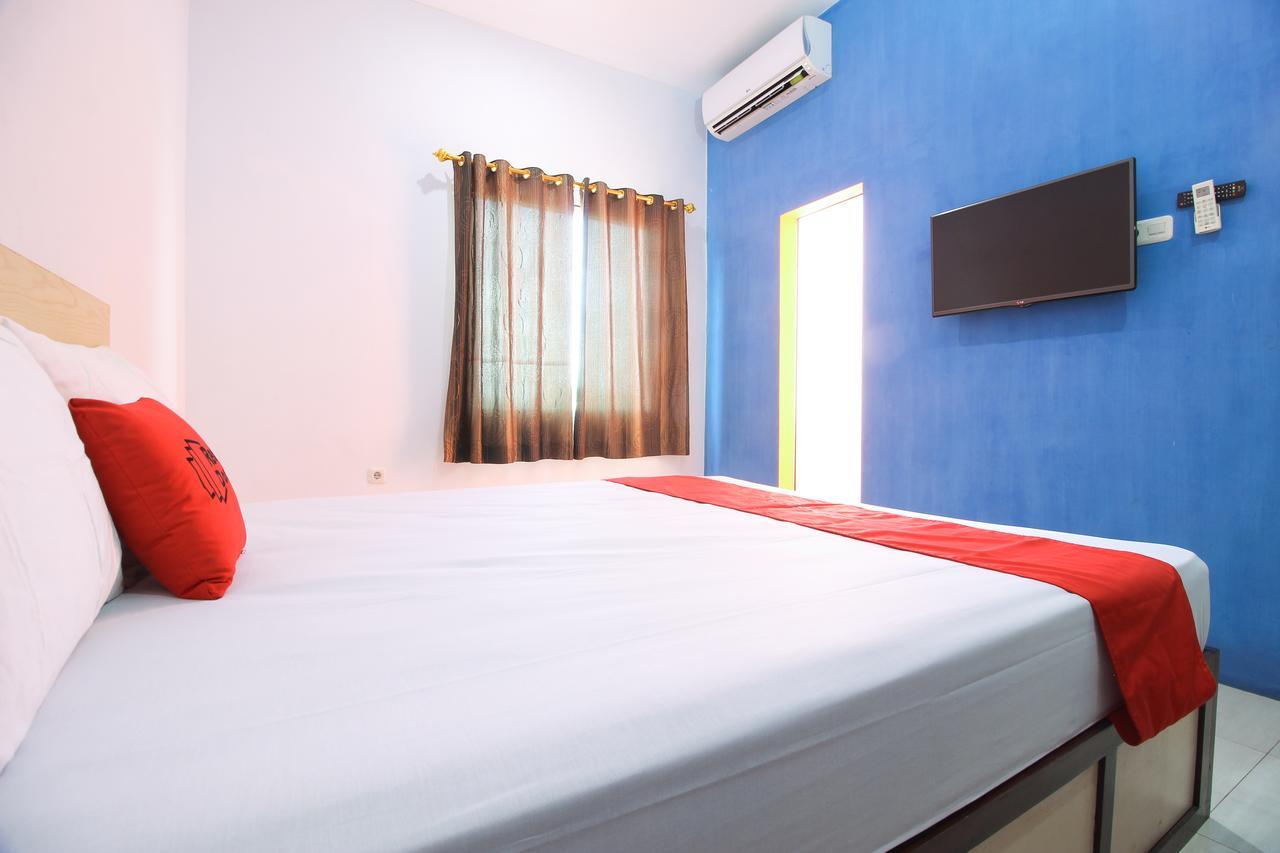 Reddoorz Plus Near Lippo Plaza Jogjakarta Yogyakarta Buitenkant foto